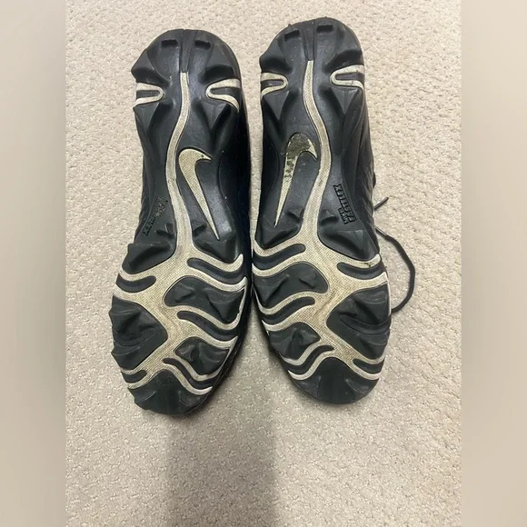 Nike Alpha Menace‎ Shark 2 football cleats - Picture 3 of 5